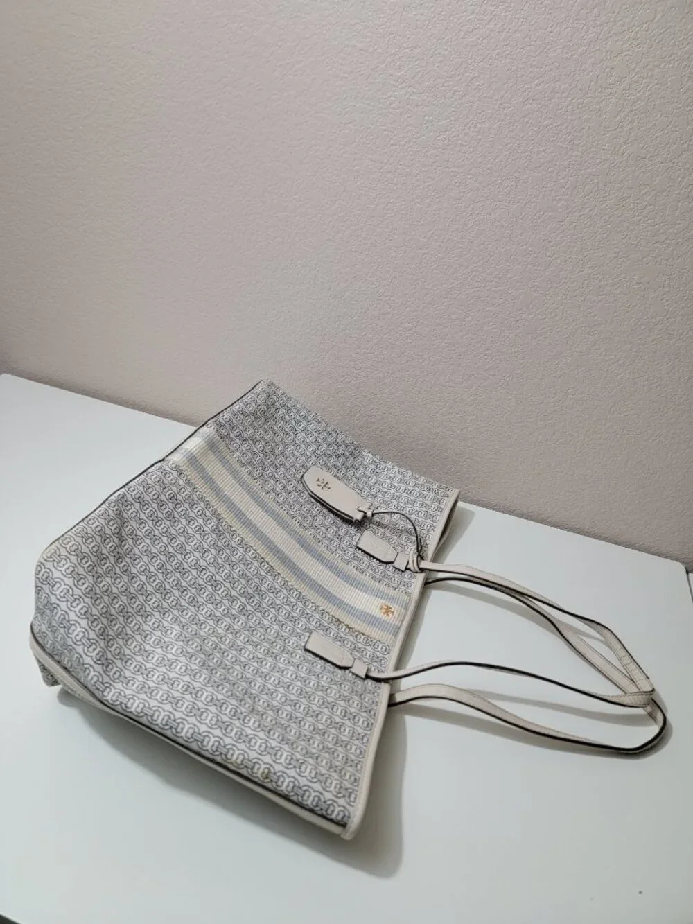 Tory Burch Gemini Link Large Tote Blue White Coated Canvas Leather Trim Bag